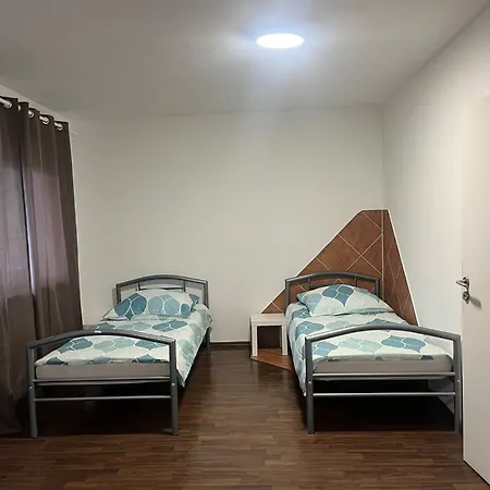 & Work Apartment *